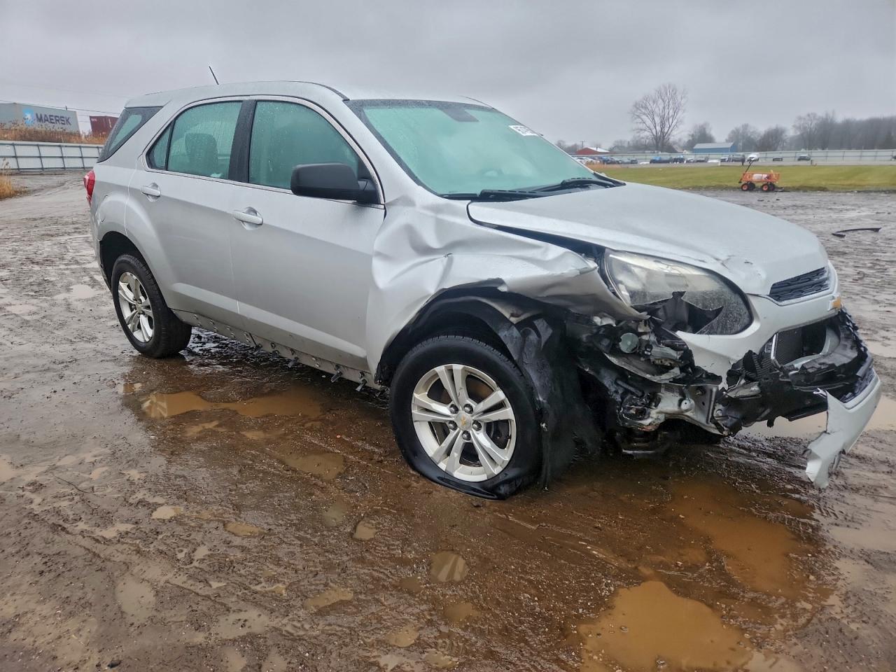 2017 CHEVROLET EQUINOX LS photo 4