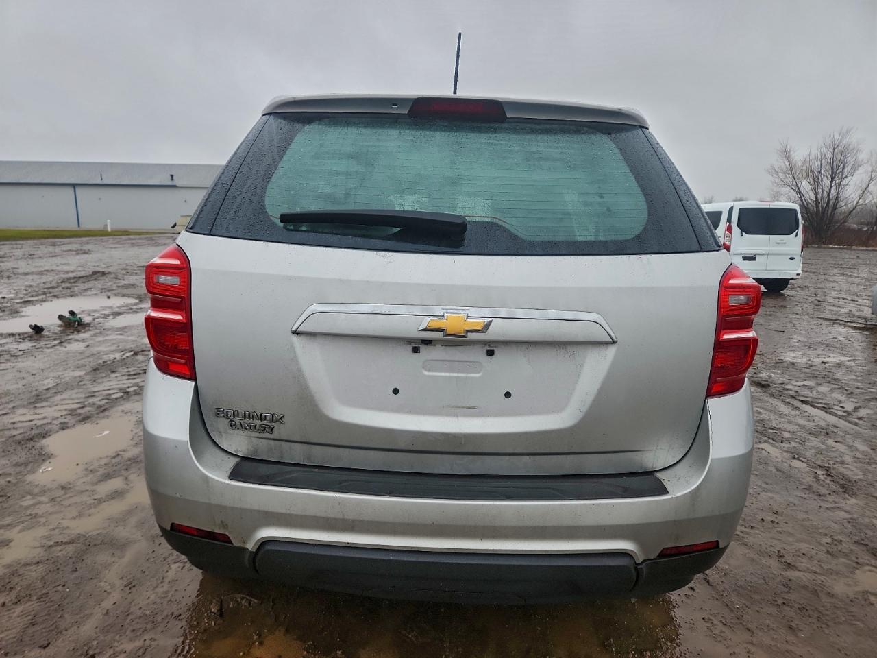 2017 CHEVROLET EQUINOX LS photo 6