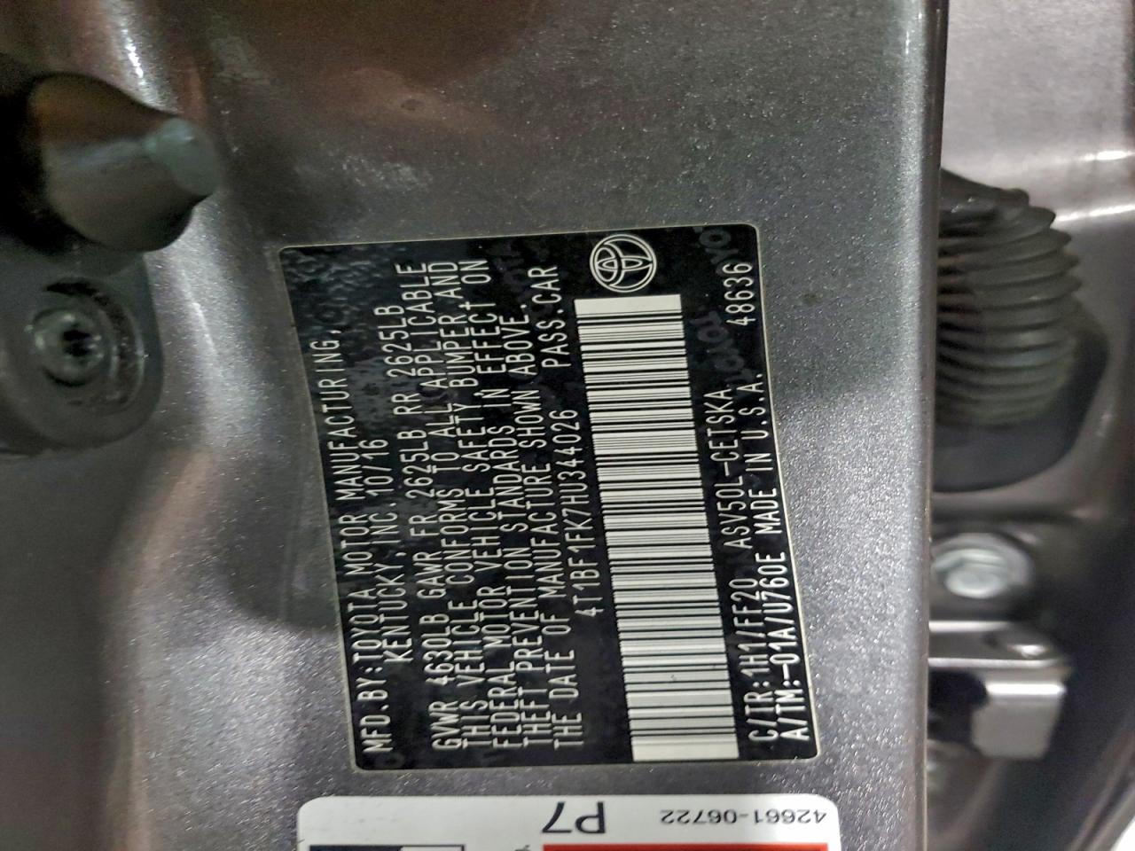 2017 TOYOTA CAMRY LE photo 12