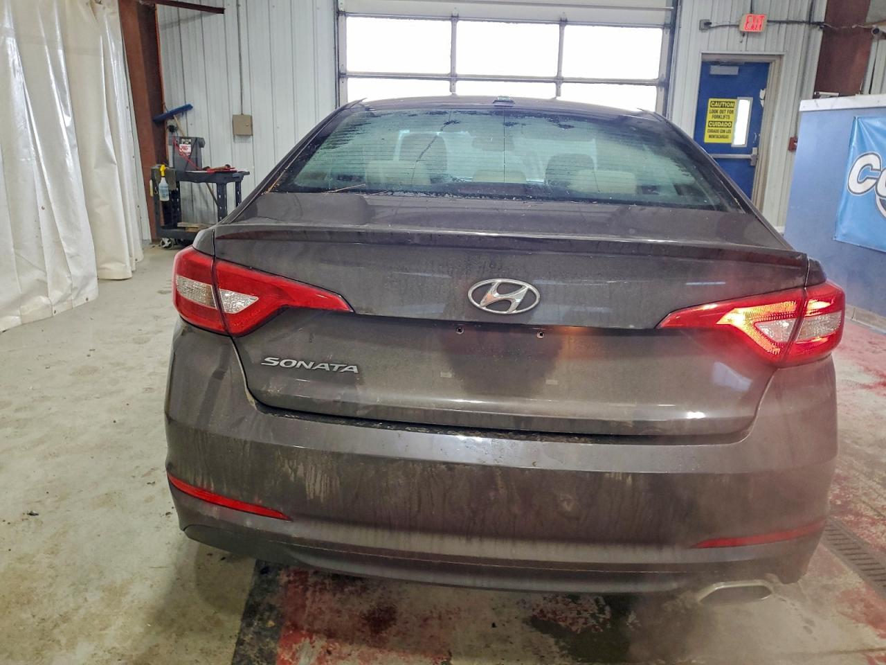 2016 HYUNDAI SONATA SE photo 6