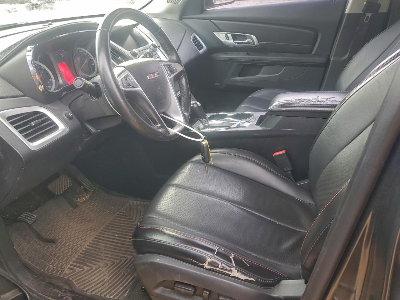2017 GMC TERRAIN SLT photo 7