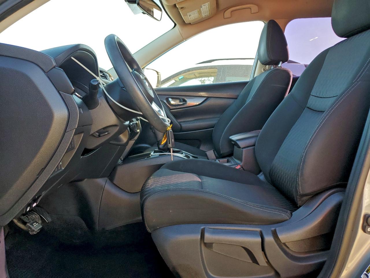 2017 NISSAN ROGUE S photo 7