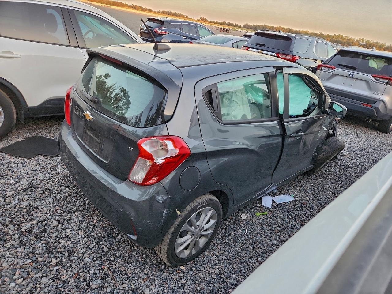 2020 CHEVROLET SPARK 1LT photo 3