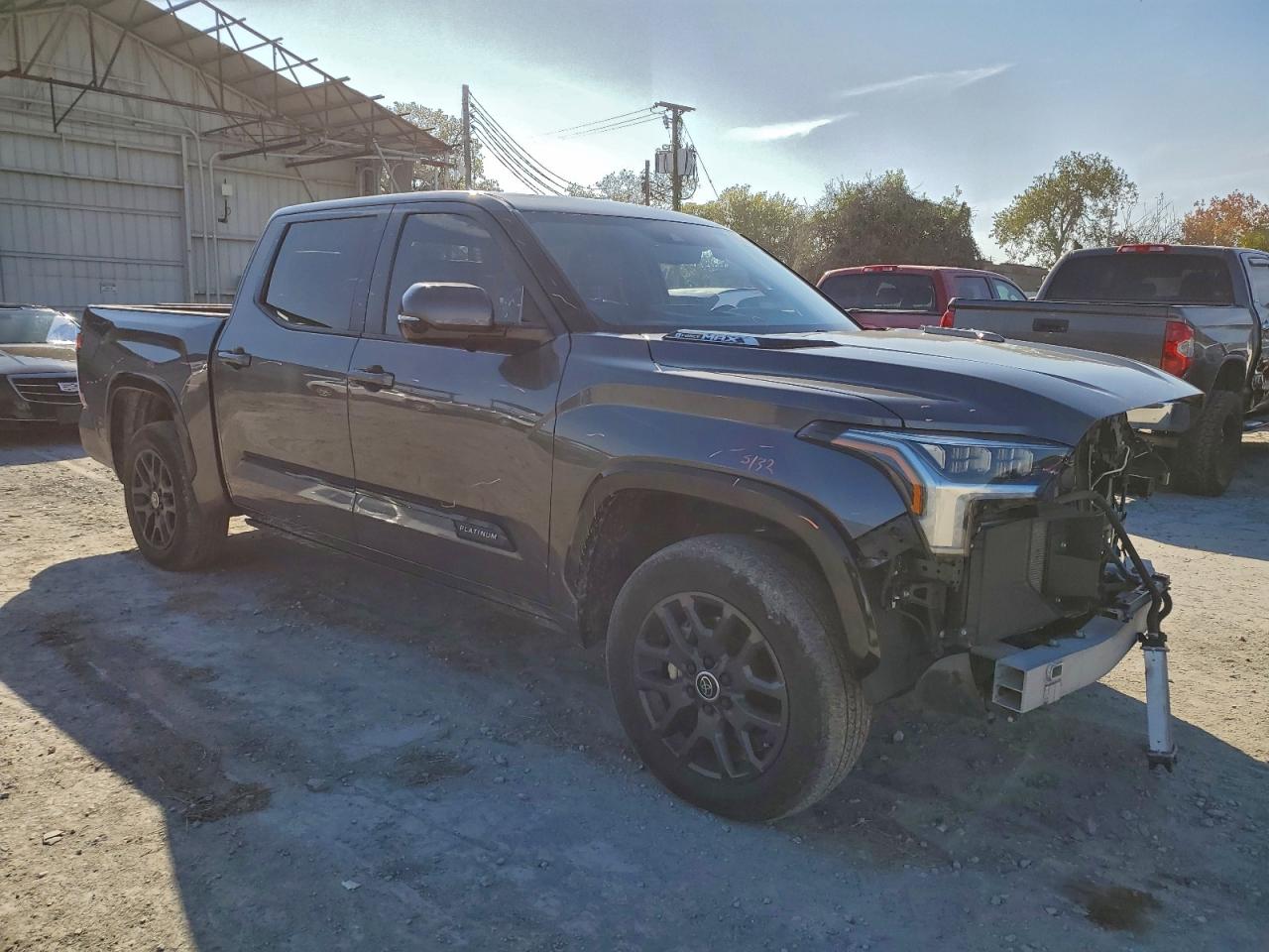 2024 TOYOTA TUNDRA CREWMAX PLATINUM photo 4