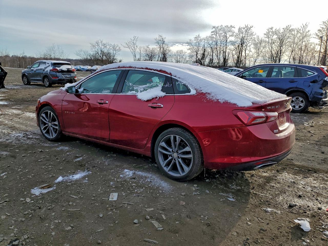 2022 CHEVROLET MALIBU PREMIER photo 2