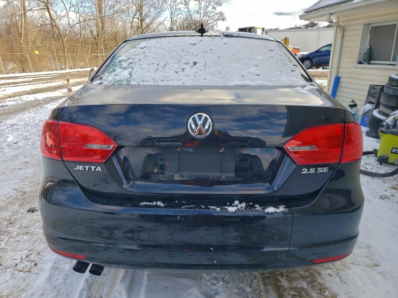2012 VOLKSWAGEN JETTA SE photo 6
