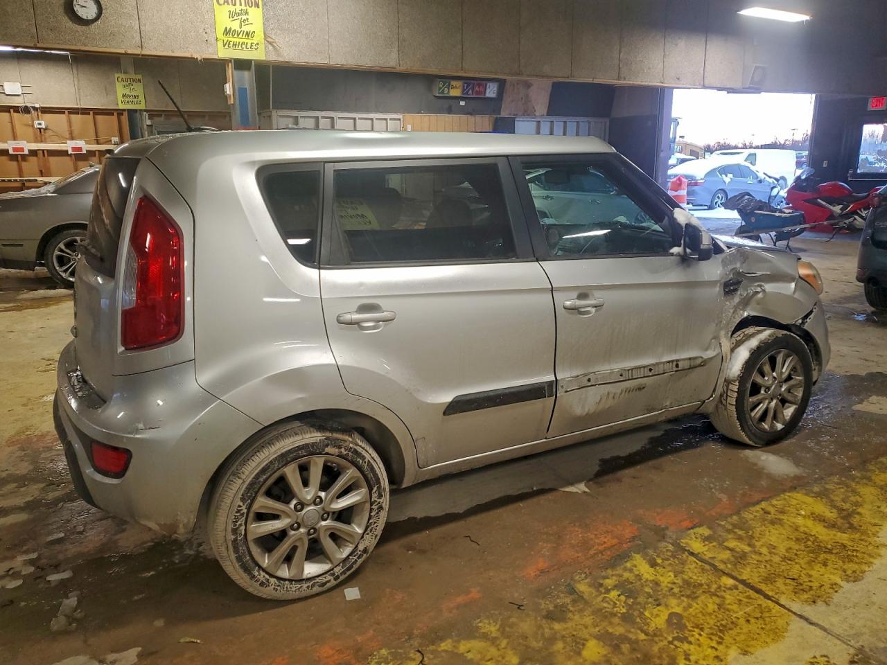2013 KIA SOUL + photo 3