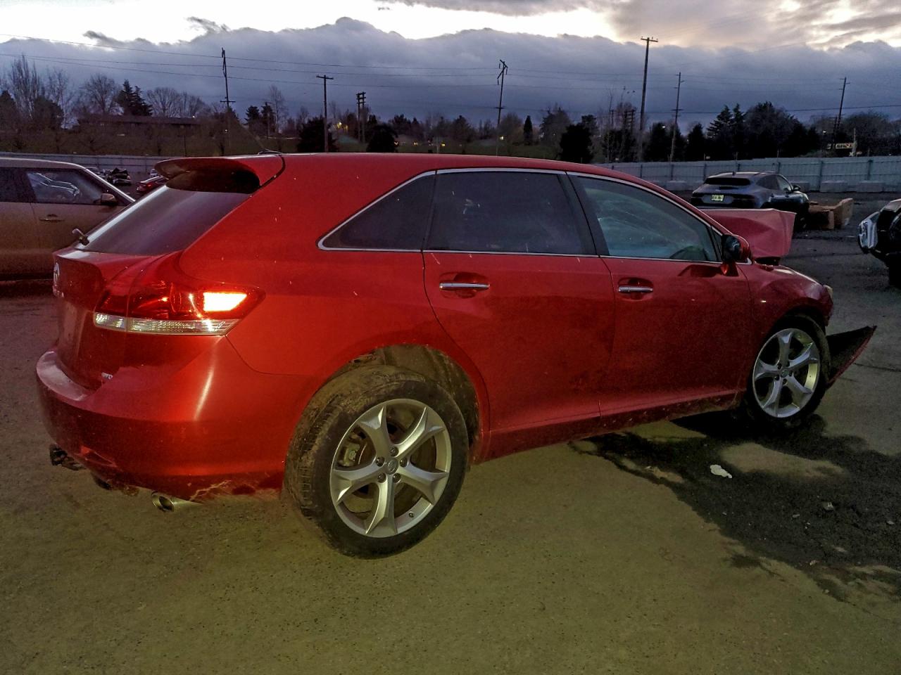 2009 TOYOTA VENZA photo 3
