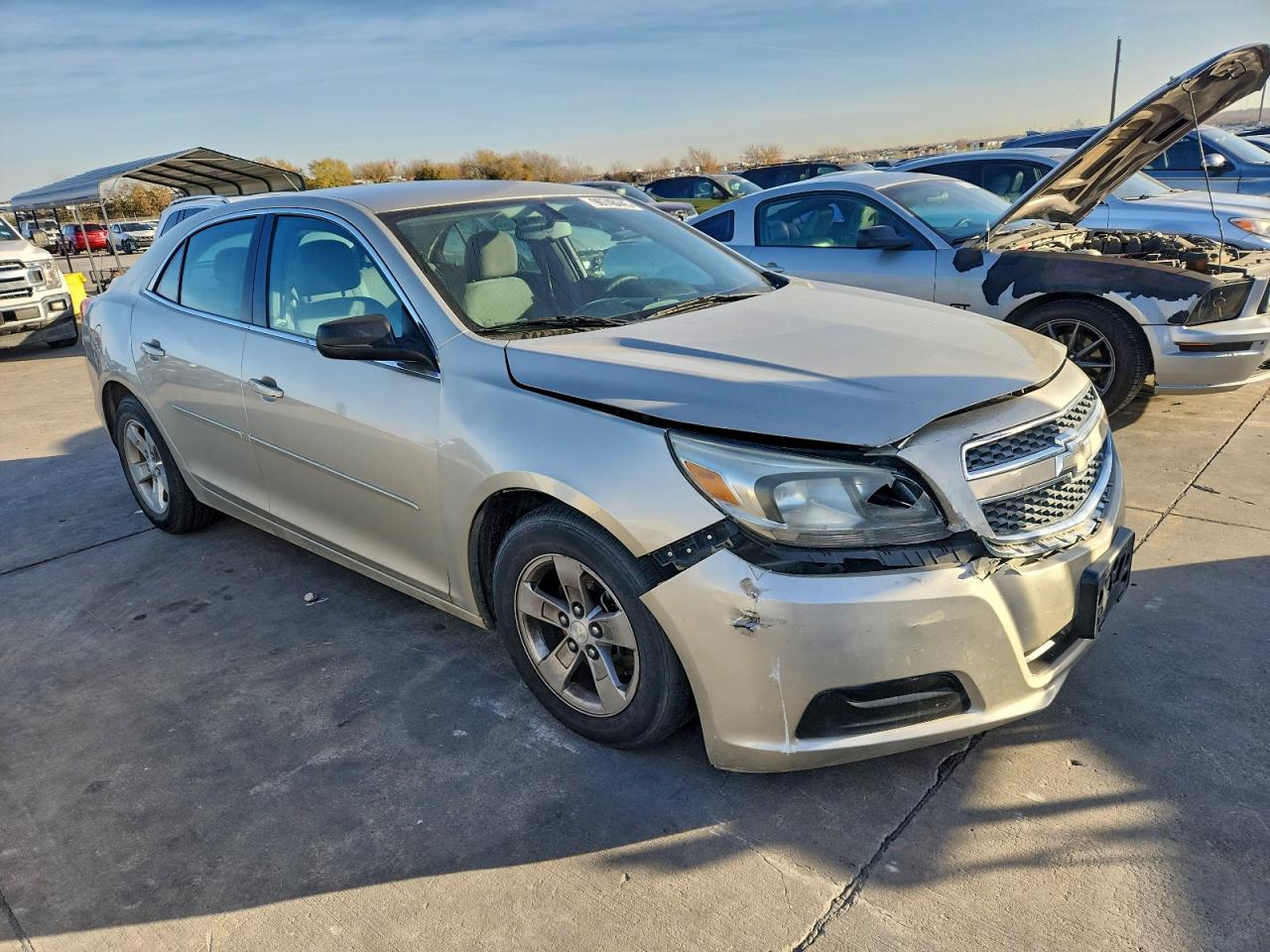 2013 CHEVROLET MALIBU LS photo 4