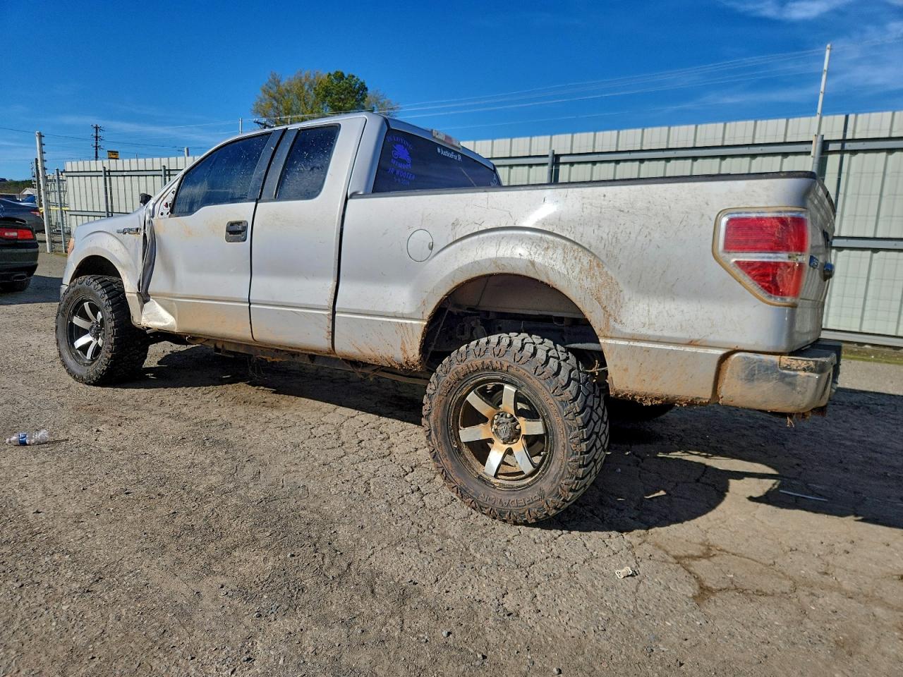2014 FORD F150 SUPER CAB photo 2