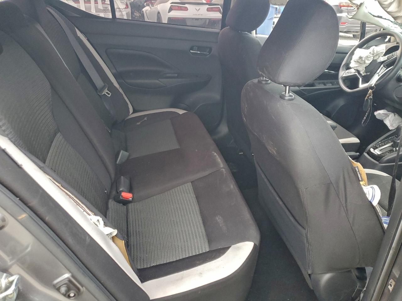 2020 NISSAN VERSA SV photo 10