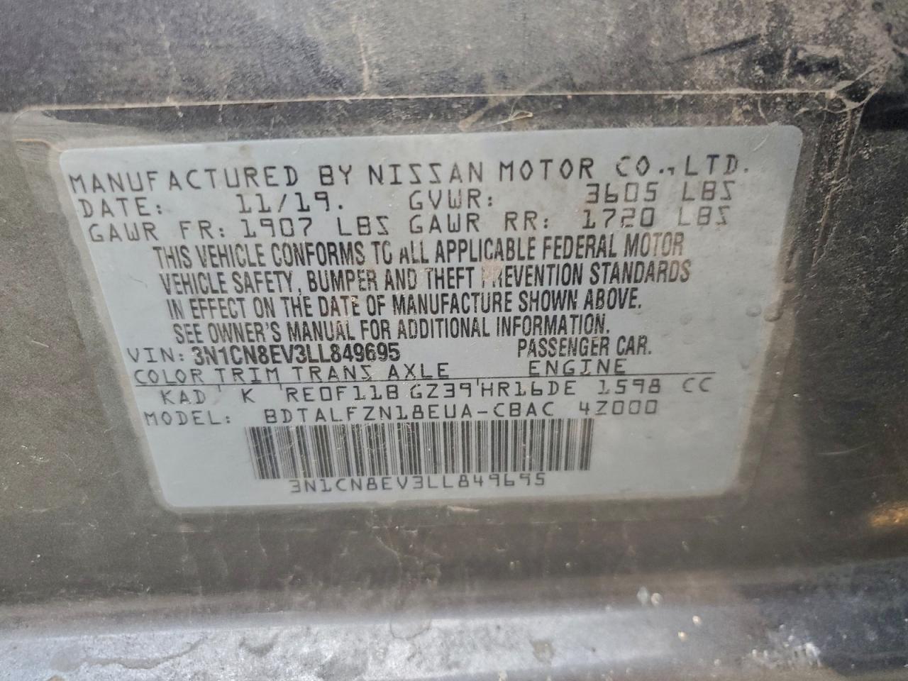 2020 NISSAN VERSA SV photo 12