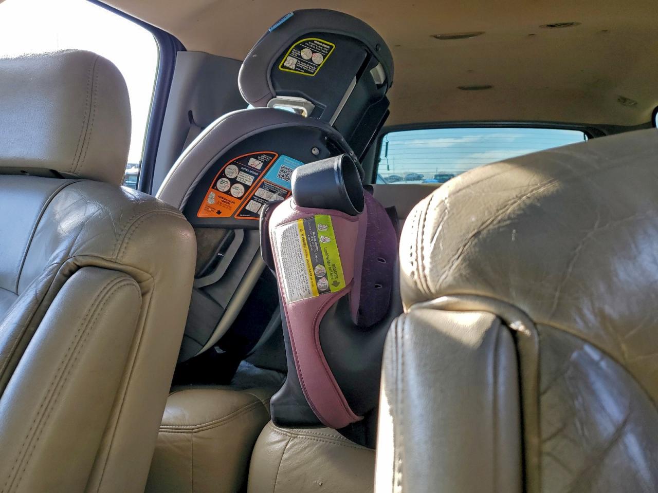 2002 CHEVROLET SUBURBAN K1500 photo 10