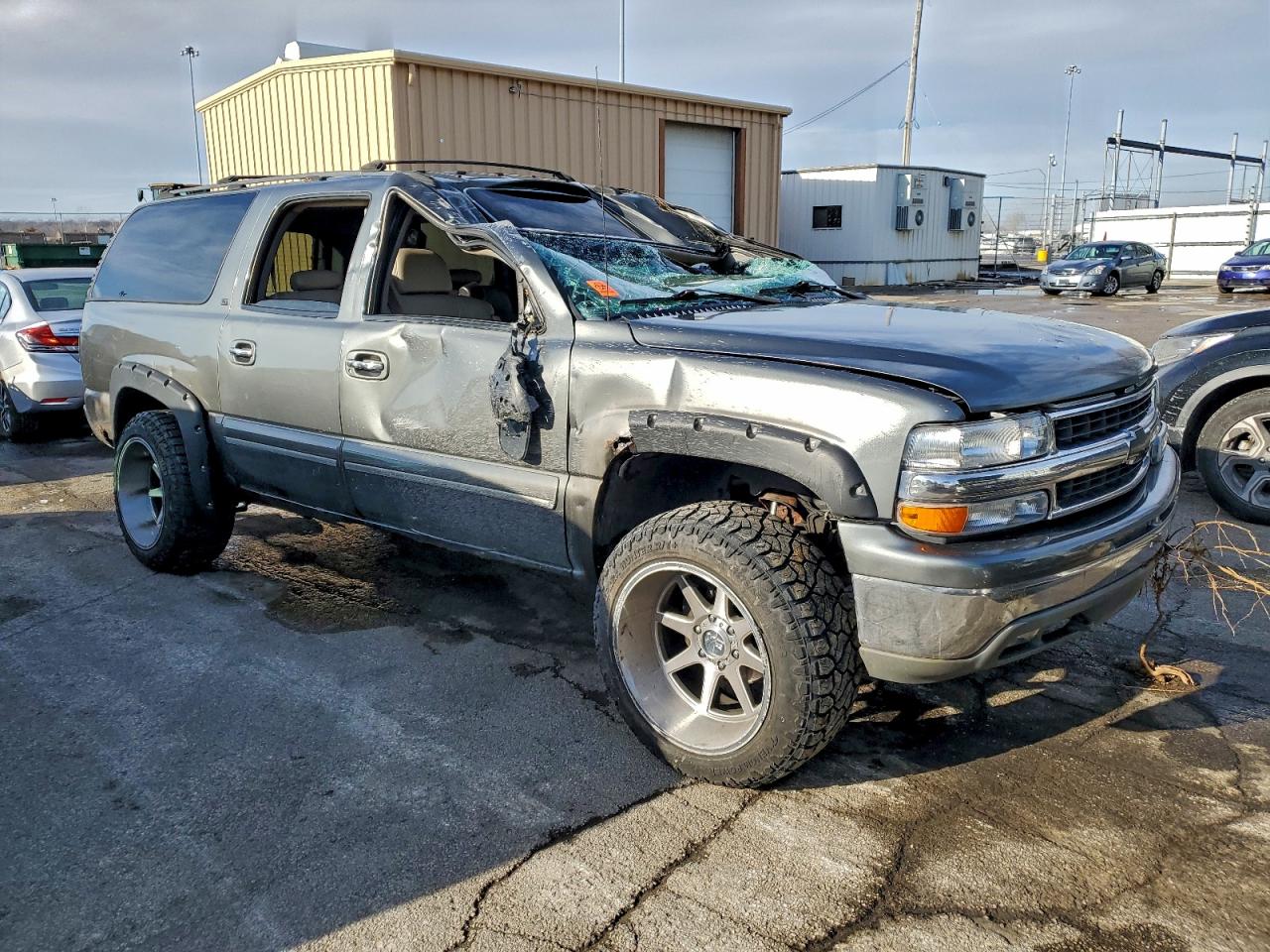 2002 CHEVROLET SUBURBAN K1500 photo 4