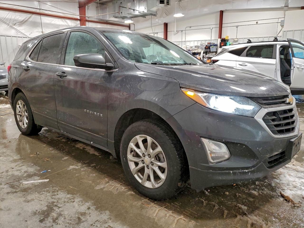 2020 CHEVROLET EQUINOX LT photo 4