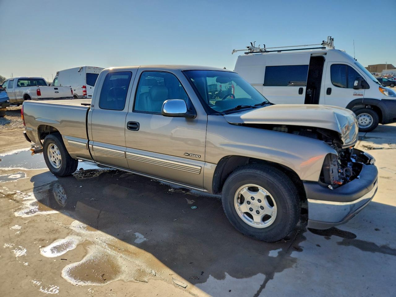 2002 CHEVROLET SILVERADO C1500 photo 4