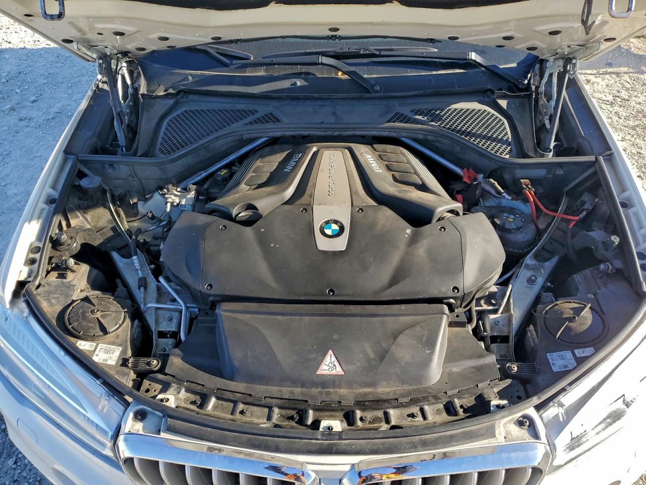 2015 BMW X5 XDRIVE50I photo 12