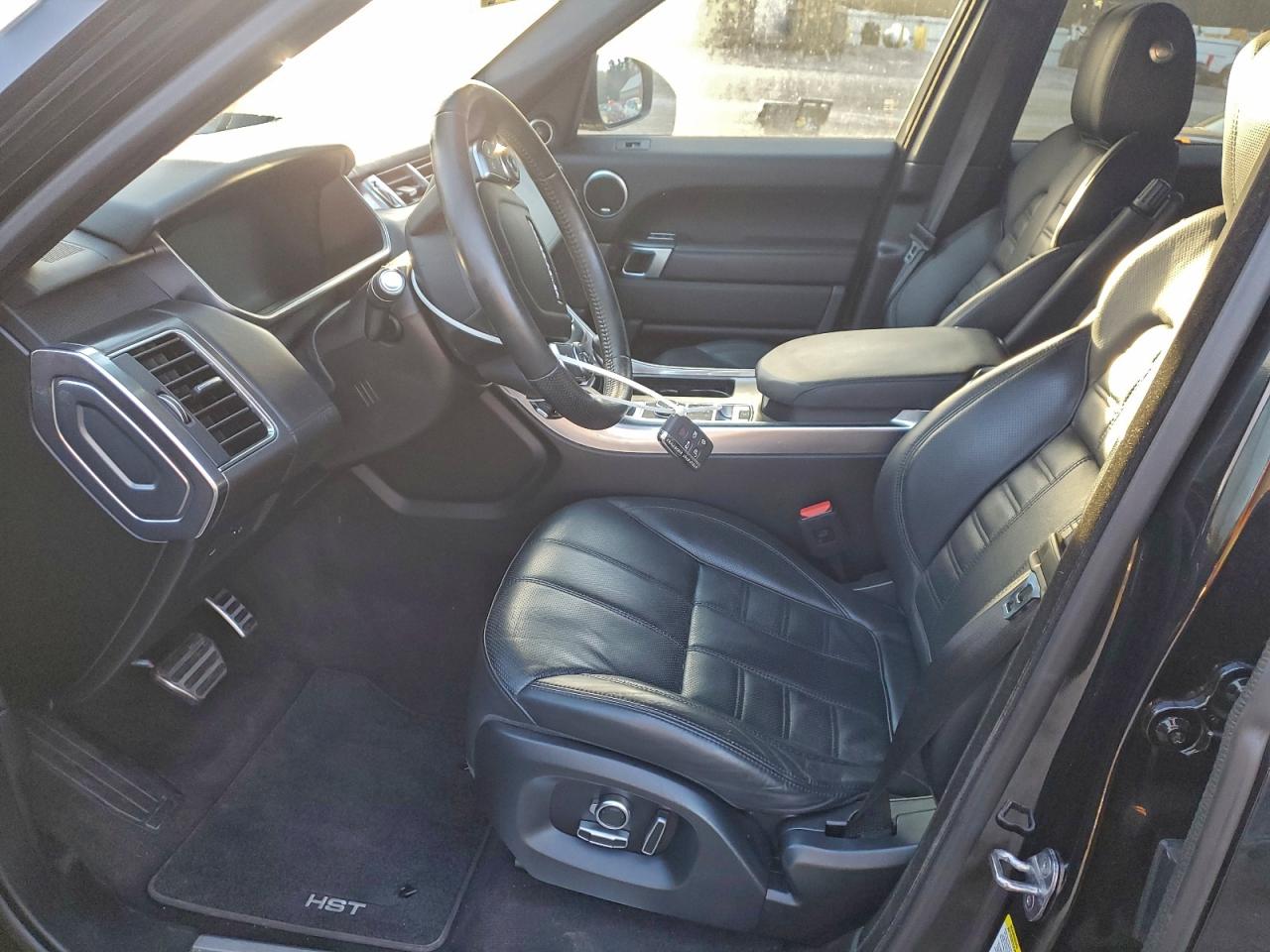2016 LAND ROVER RANGE ROVER SPORT HST photo 7