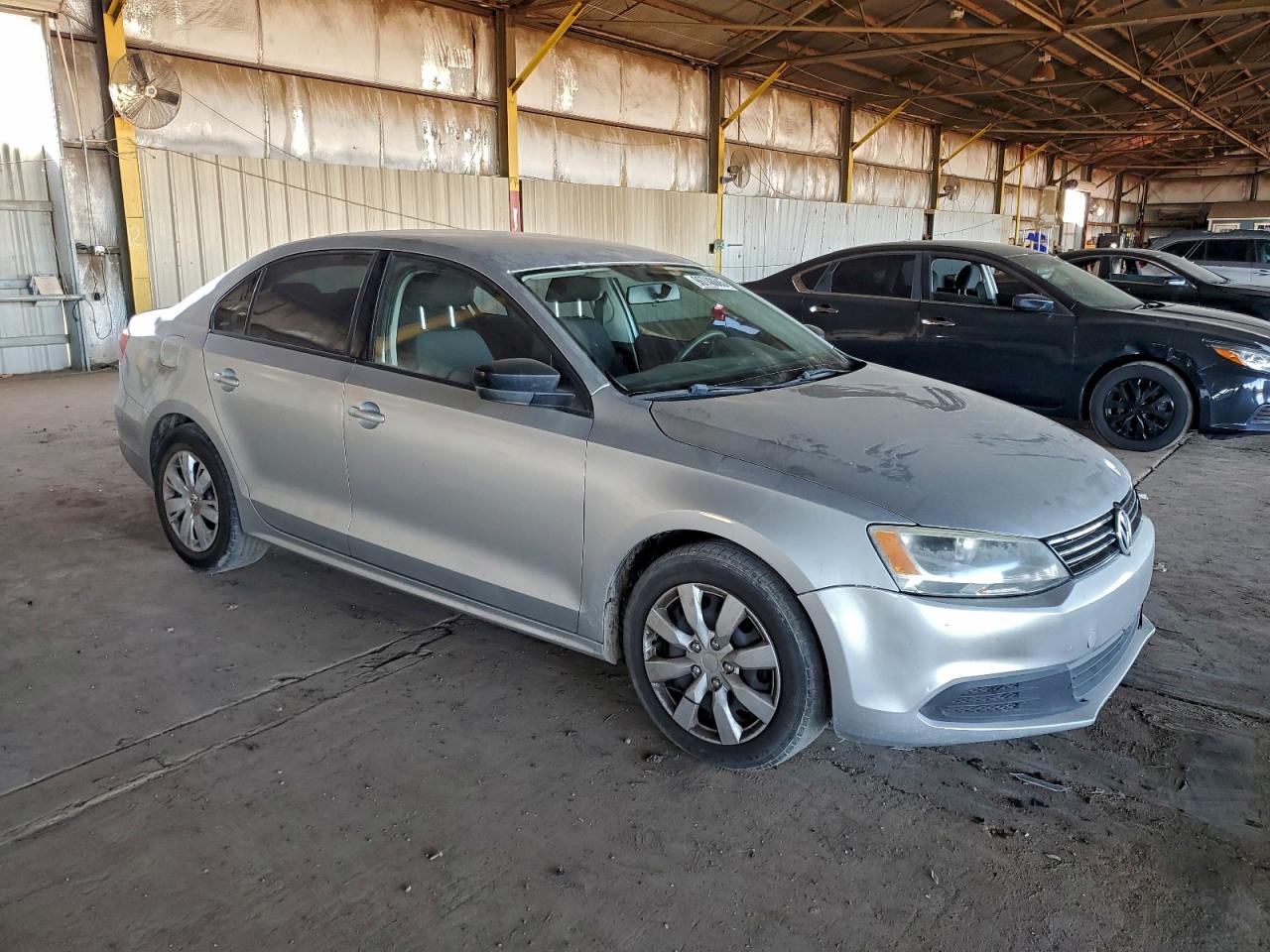 2012 VOLKSWAGEN JETTA BASE photo 4