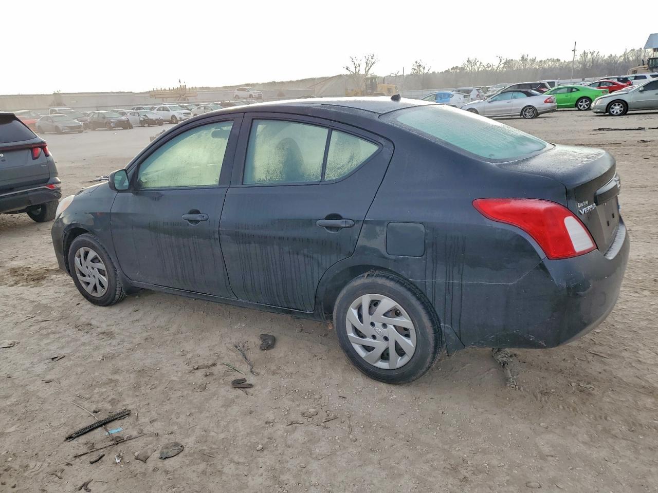 2012 NISSAN VERSA S photo 2