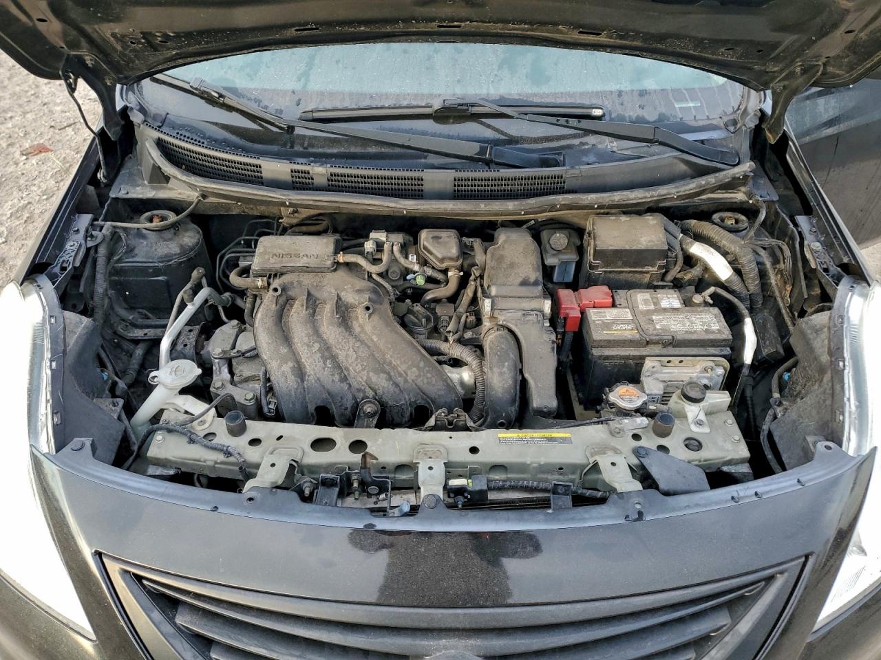 2012 NISSAN VERSA S photo 11