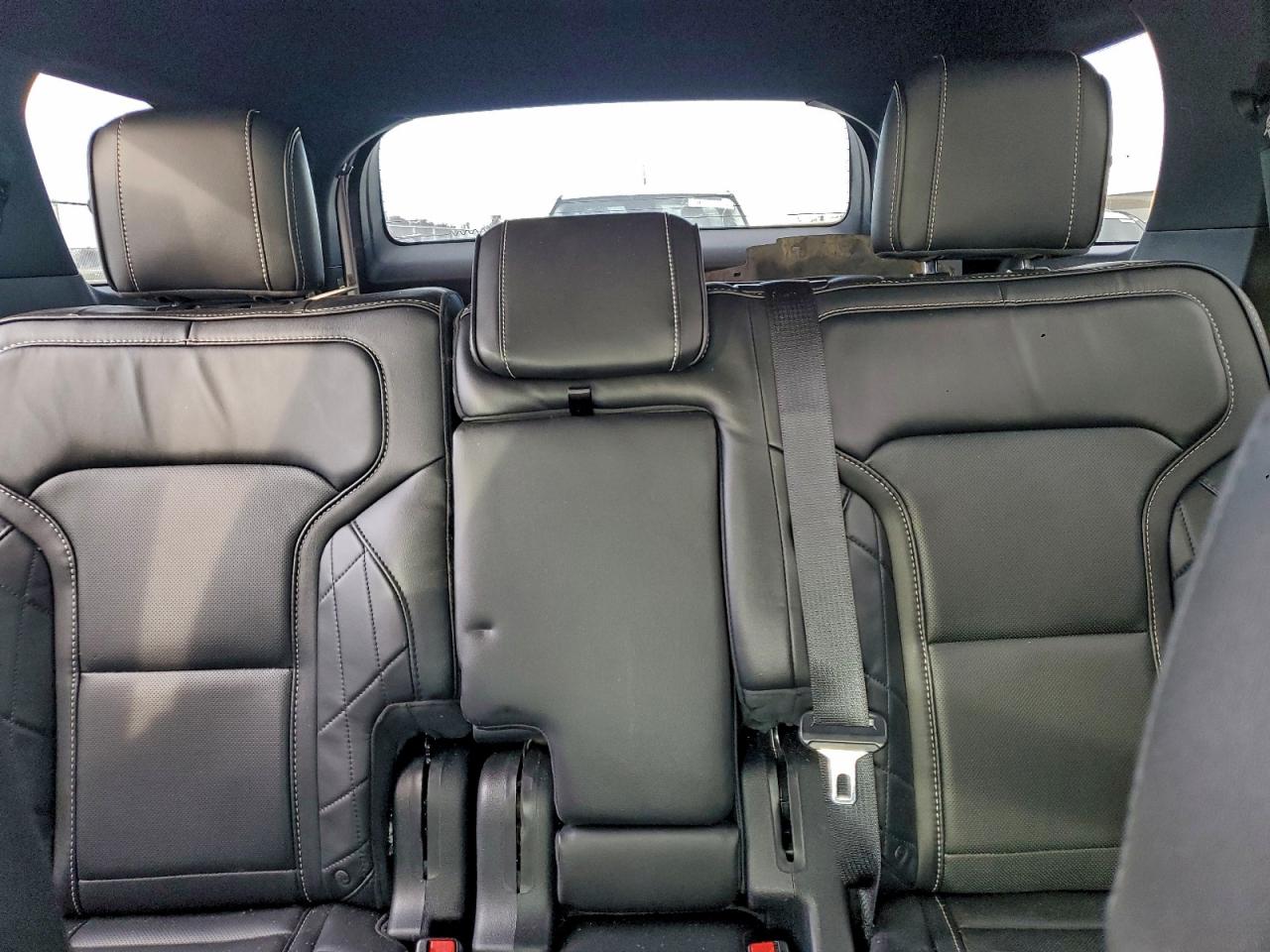 2018 FORD EXPLORER PLATINUM photo 10