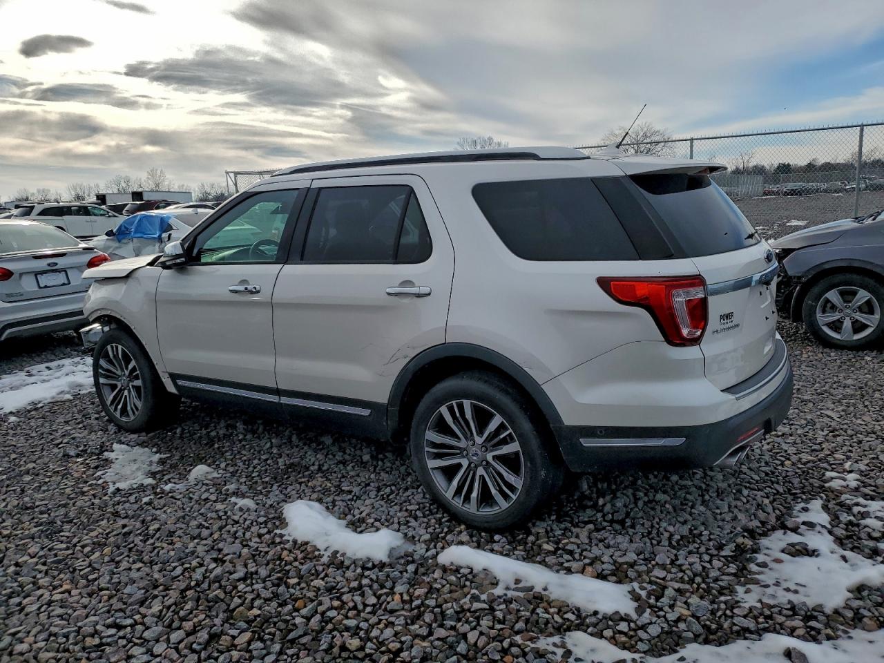 2018 FORD EXPLORER PLATINUM photo 2