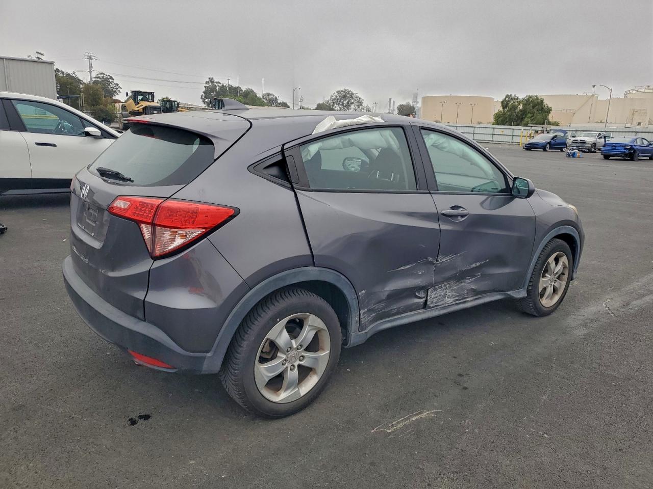 2016 HONDA HR-V LX photo 3