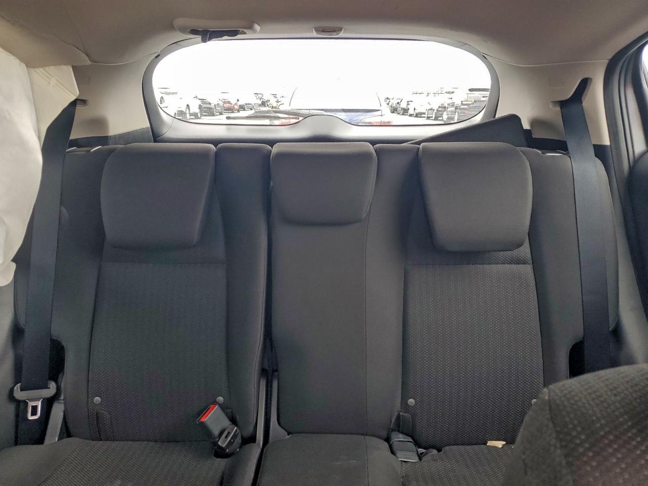 2016 HONDA HR-V LX photo 10