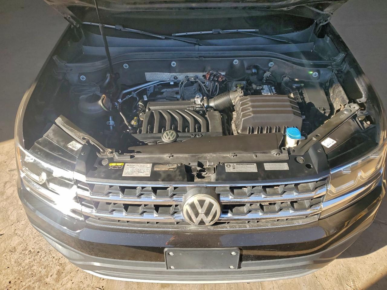 2018 VOLKSWAGEN ATLAS SE photo 12