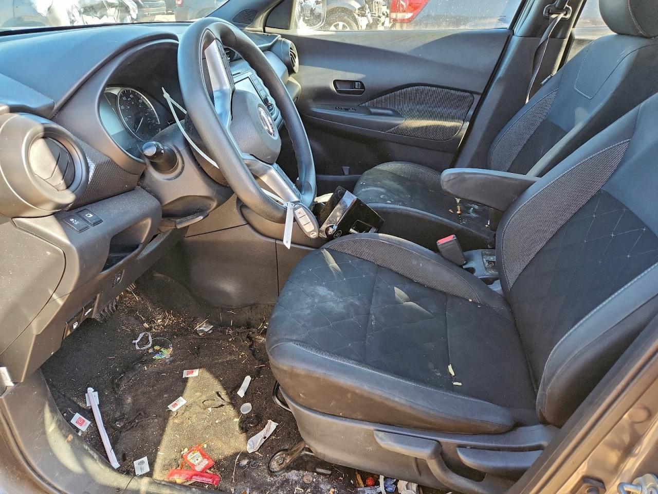 2019 NISSAN KICKS S photo 7