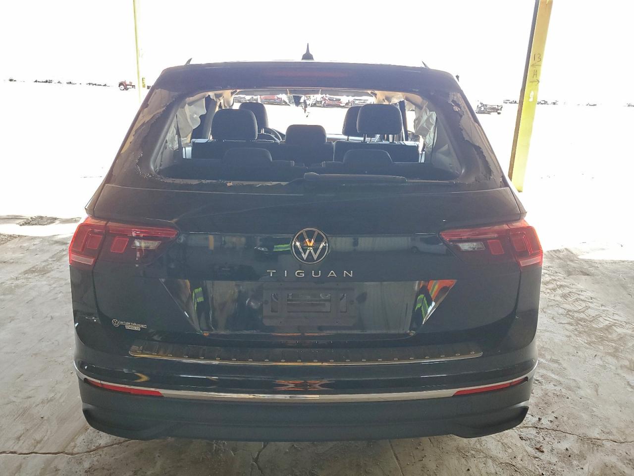 2024 VOLKSWAGEN TIGUAN S photo 6