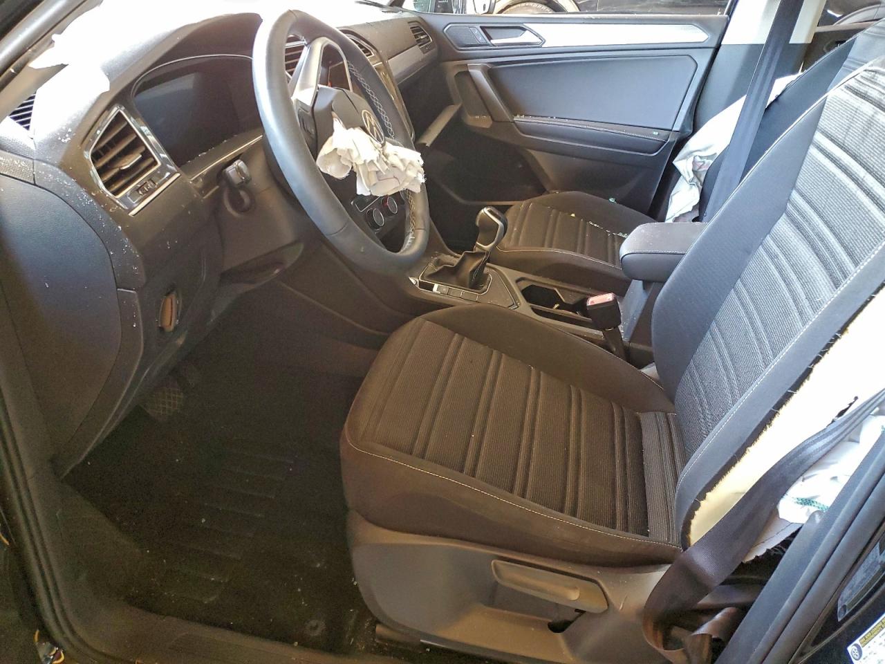 2024 VOLKSWAGEN TIGUAN S photo 7