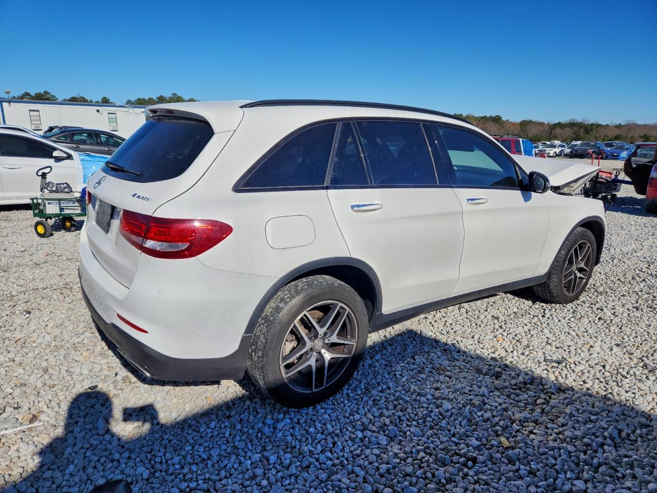 2016 MERCEDES-BENZ GLC 300 4MATIC photo 3