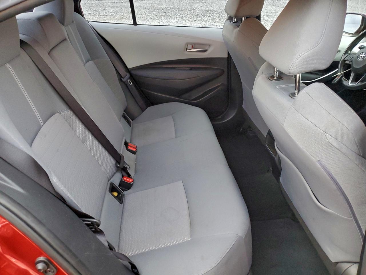 2020 TOYOTA COROLLA SE photo 10