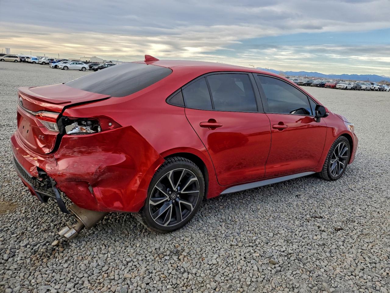 2020 TOYOTA COROLLA SE photo 3