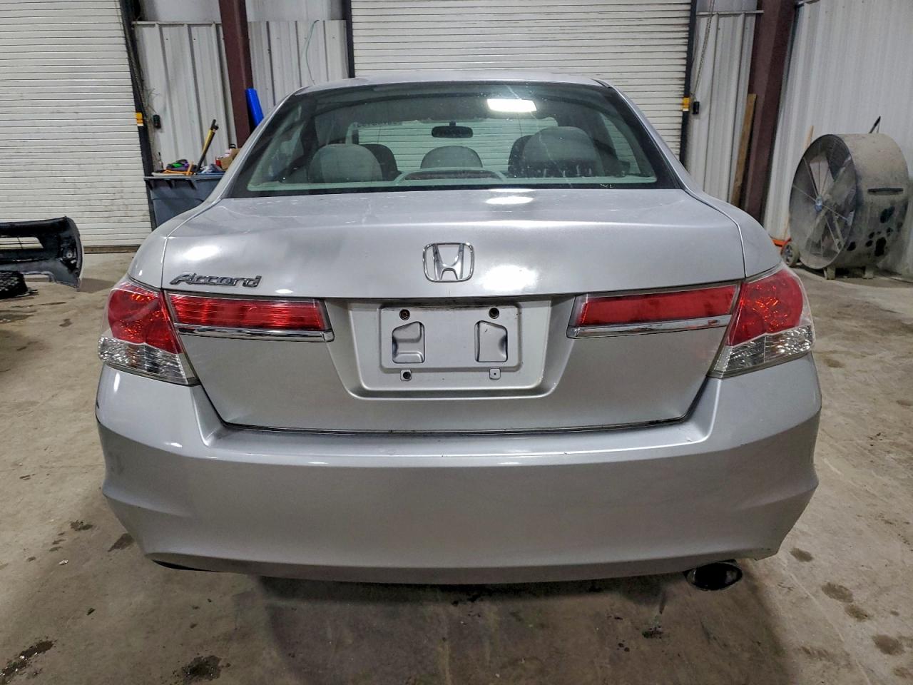 2012 HONDA ACCORD LXP photo 6