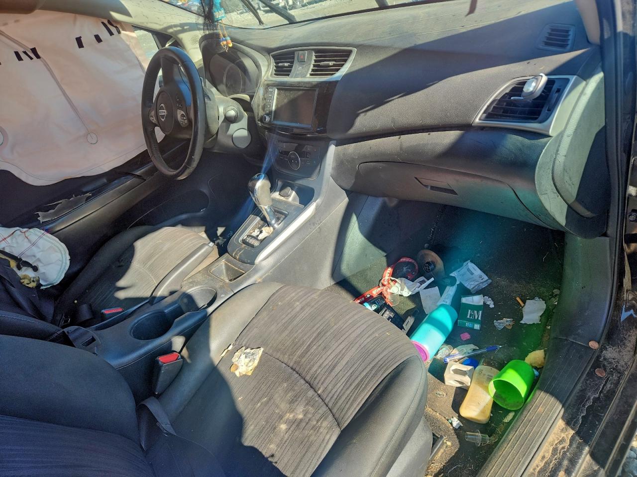 2019 NISSAN SENTRA S photo 8