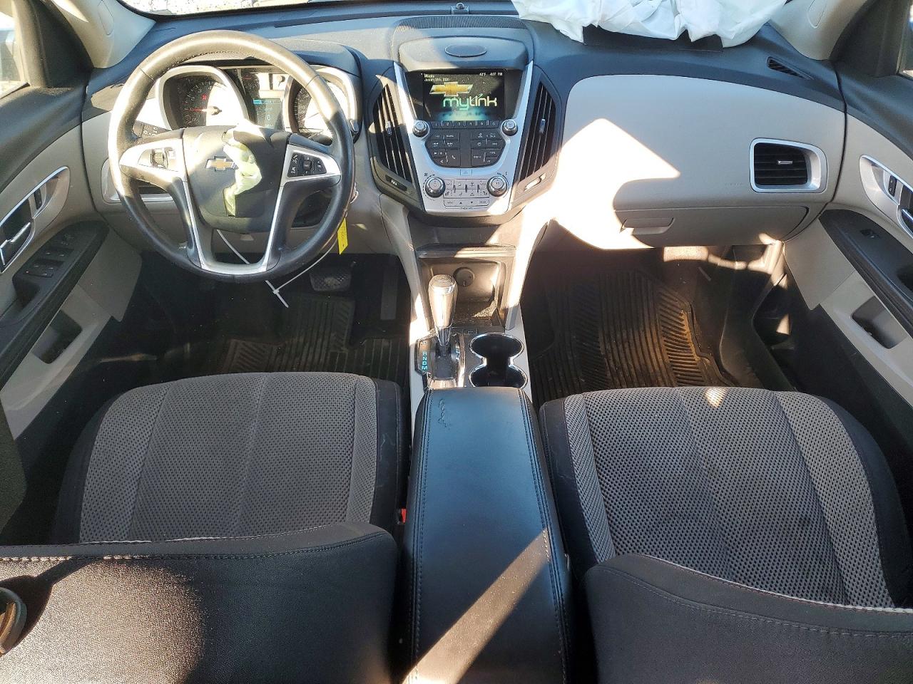 2016 CHEVROLET EQUINOX LT photo 8