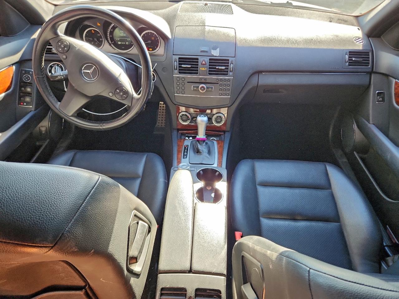 2011 MERCEDES-BENZ C 300 photo 8