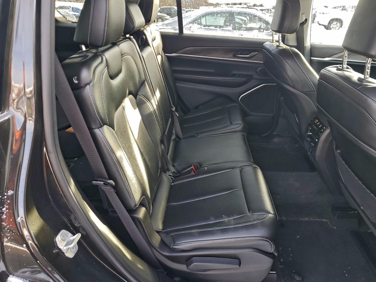 2024 JEEP GRAND CHEROKEE L LIMITED photo 11