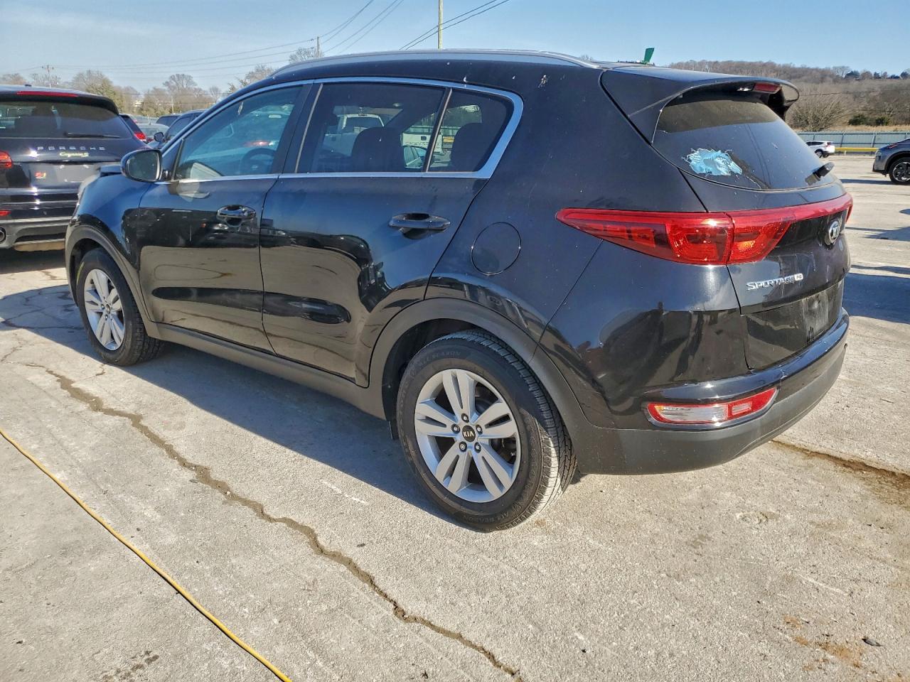2017 KIA SPORTAGE LX photo 2