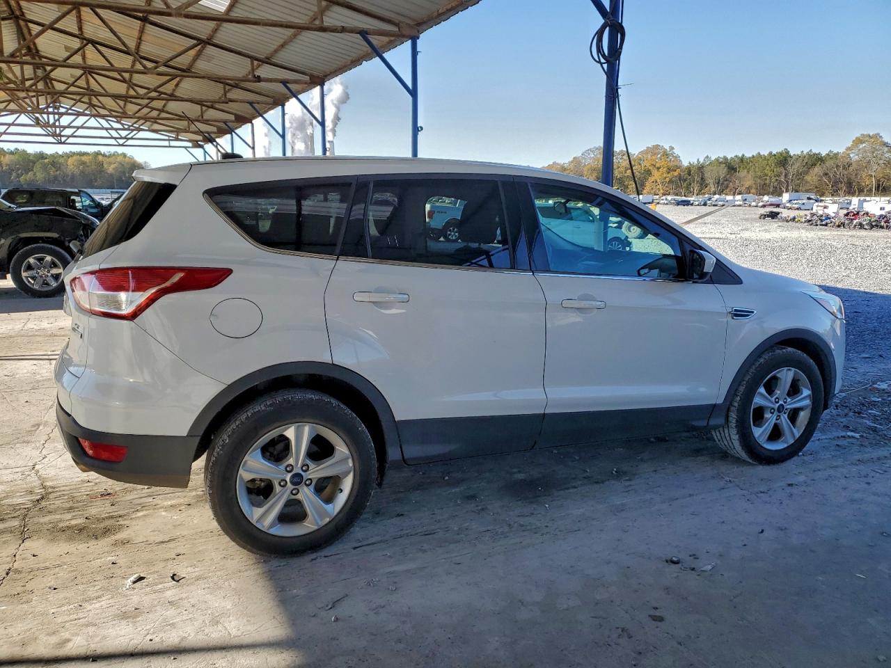 2016 FORD ESCAPE SE photo 3