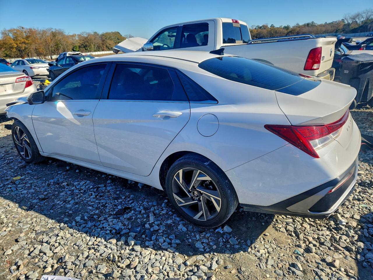 2024 HYUNDAI ELANTRA LIMITED photo 2
