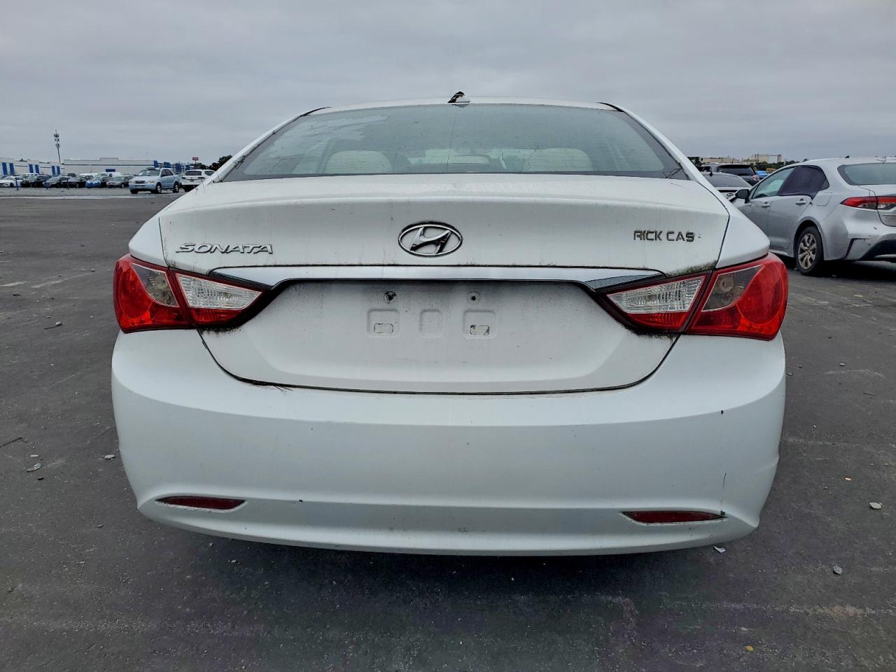 2013 HYUNDAI SONATA GLS photo 6