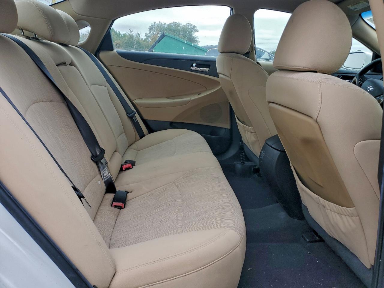 2013 HYUNDAI SONATA GLS photo 10