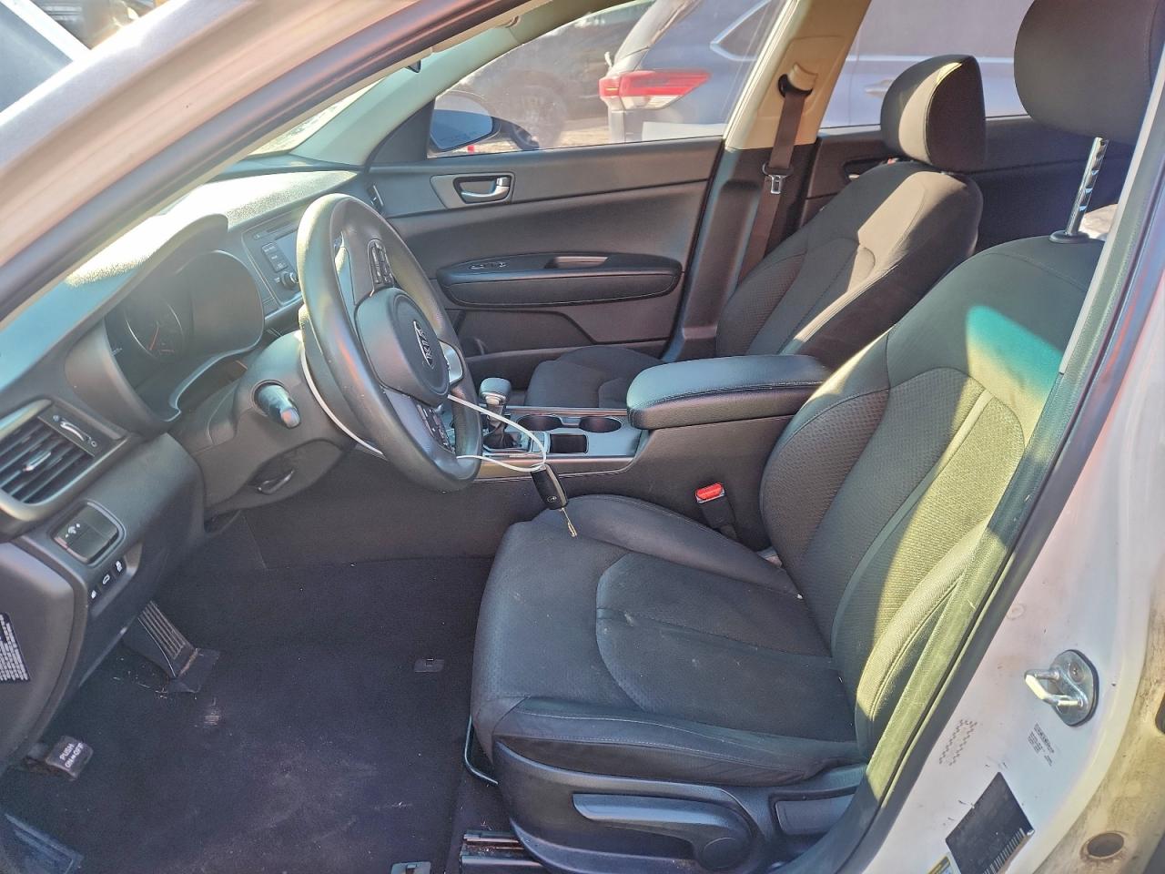 2016 KIA OPTIMA LX photo 7