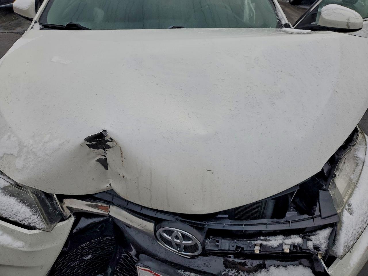 2017 TOYOTA CAMRY LE photo 11