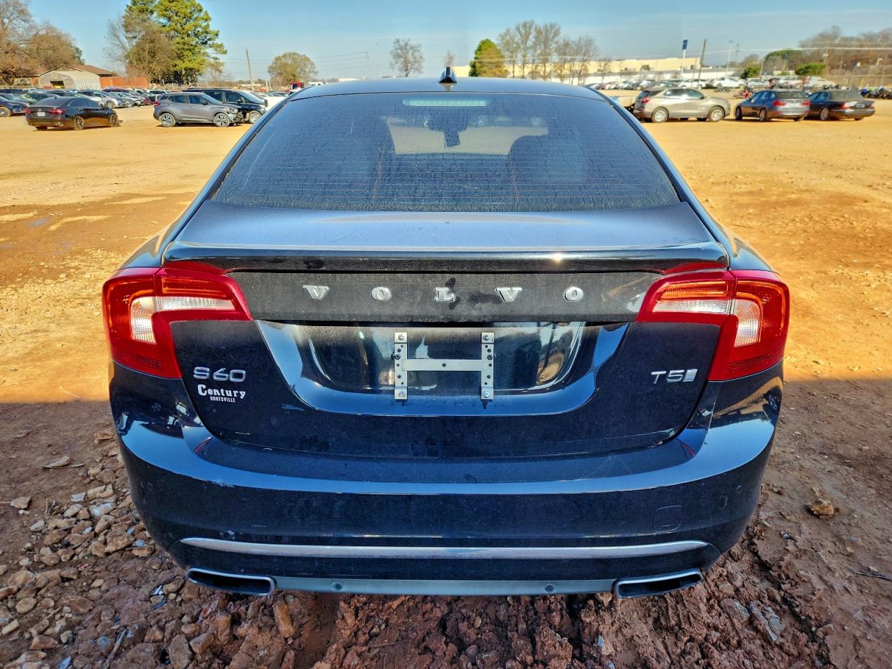 2017 VOLVO S60 PLATINUM photo 6