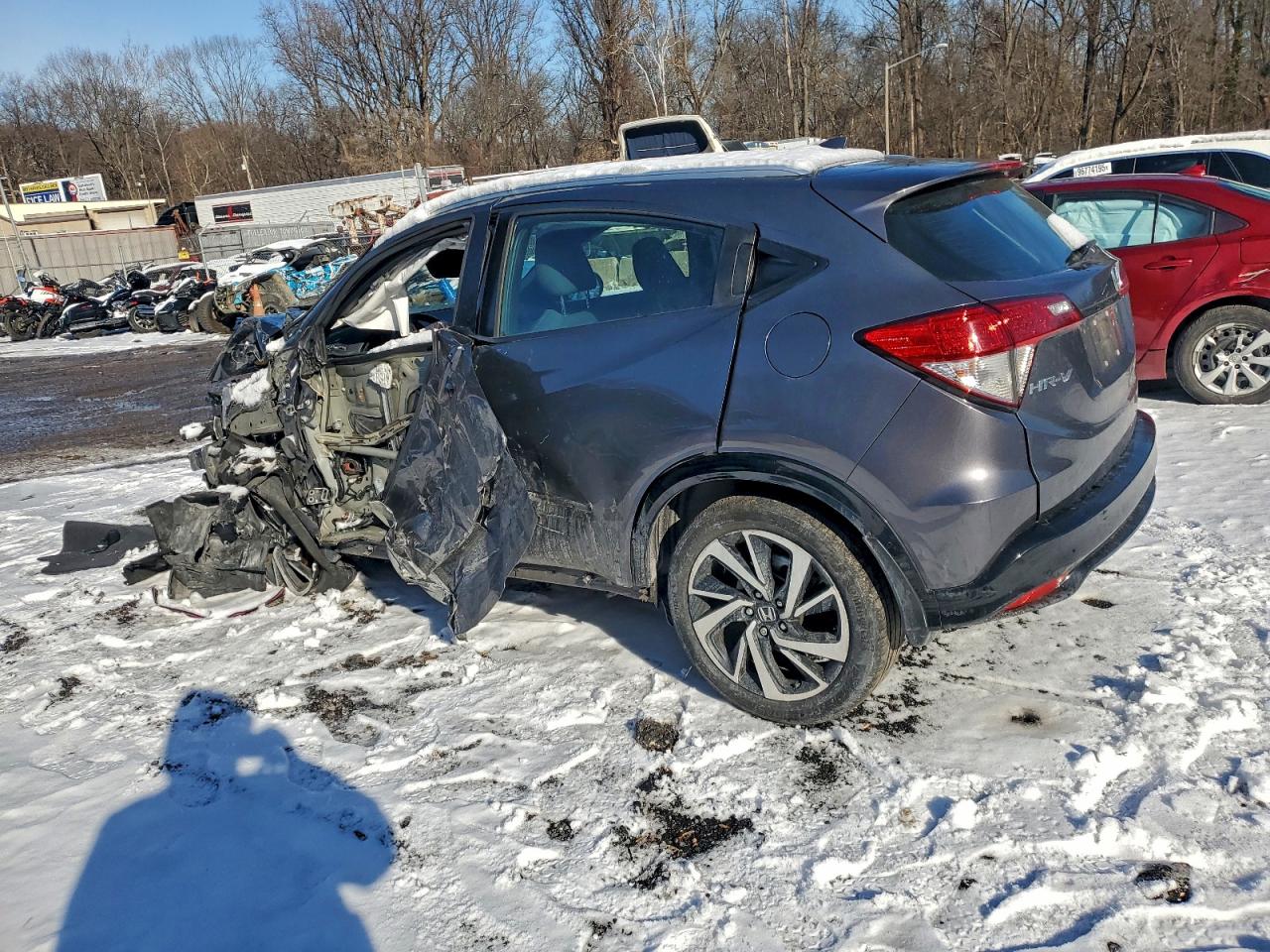 2019 HONDA HR-V SPORT photo 2